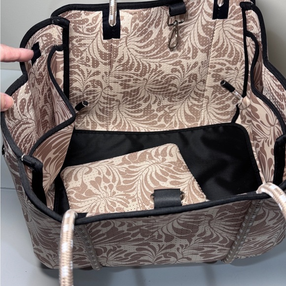 Anthropologie Pop Ups Brand Everyday Neoprene Tote - Picture 6 of 9